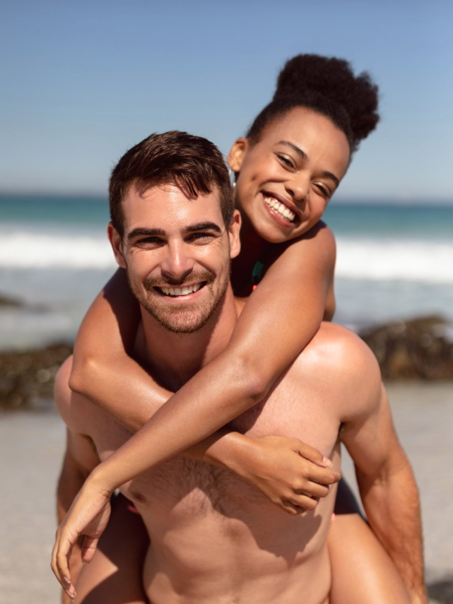 Discount, naturist, resort