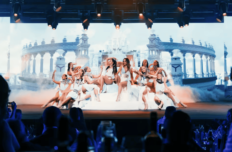 Origen Dinnershow Gran Canaria: ein Abend voller Spektakel während Ihres Aufenthalts bei Petit Natura